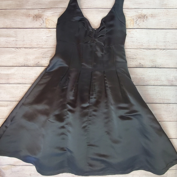 Moda international black silk halter dress EUC - Picture 8 of 8